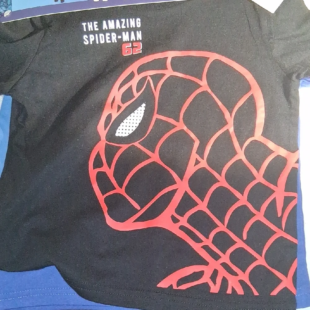 Marvel Spider-Man Kids Costume Set - Black, Red, and Blue - Picture 8 of 8